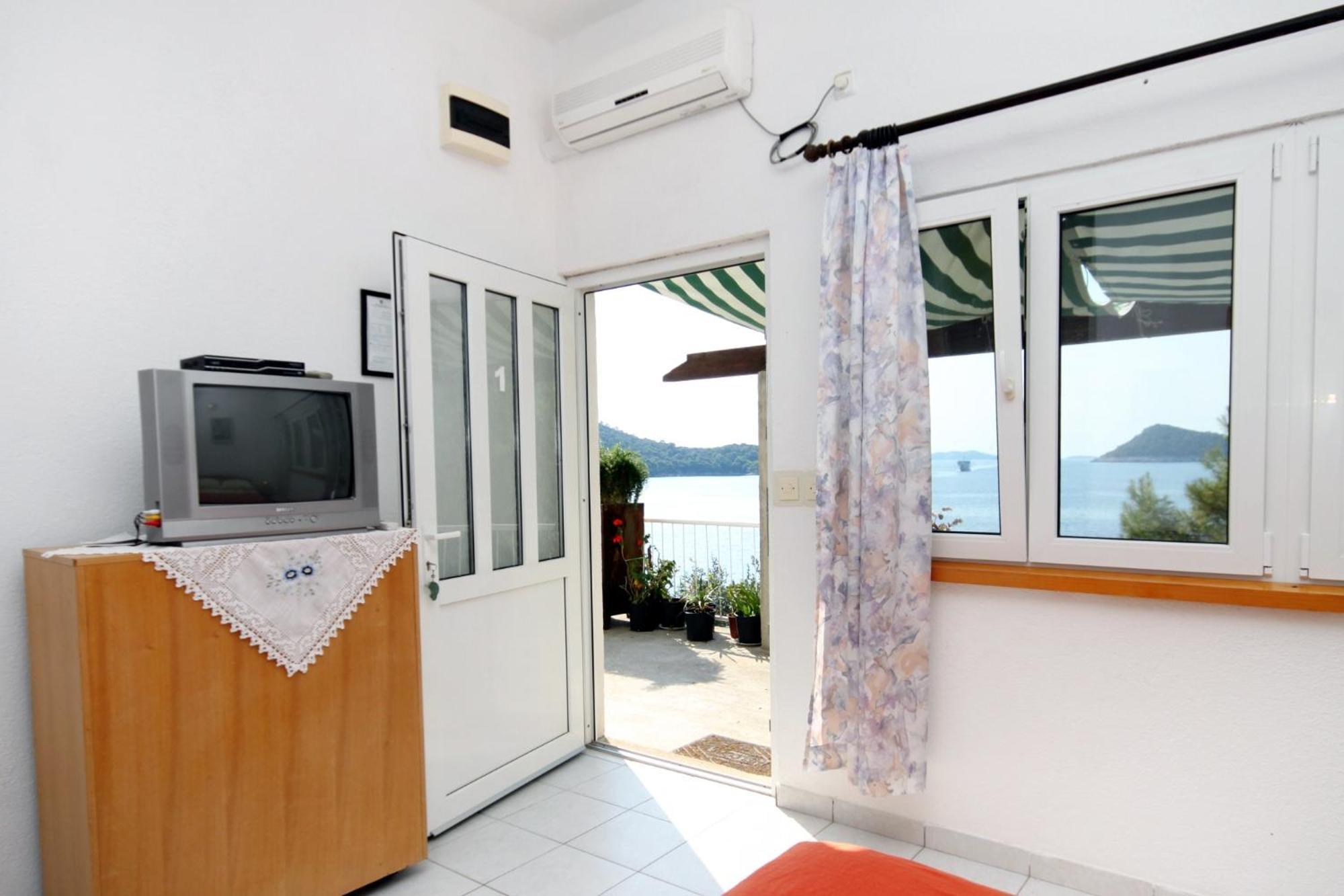 Apartments By The Sea Ubli, Lastovo - 8354 Uble Zimmer foto